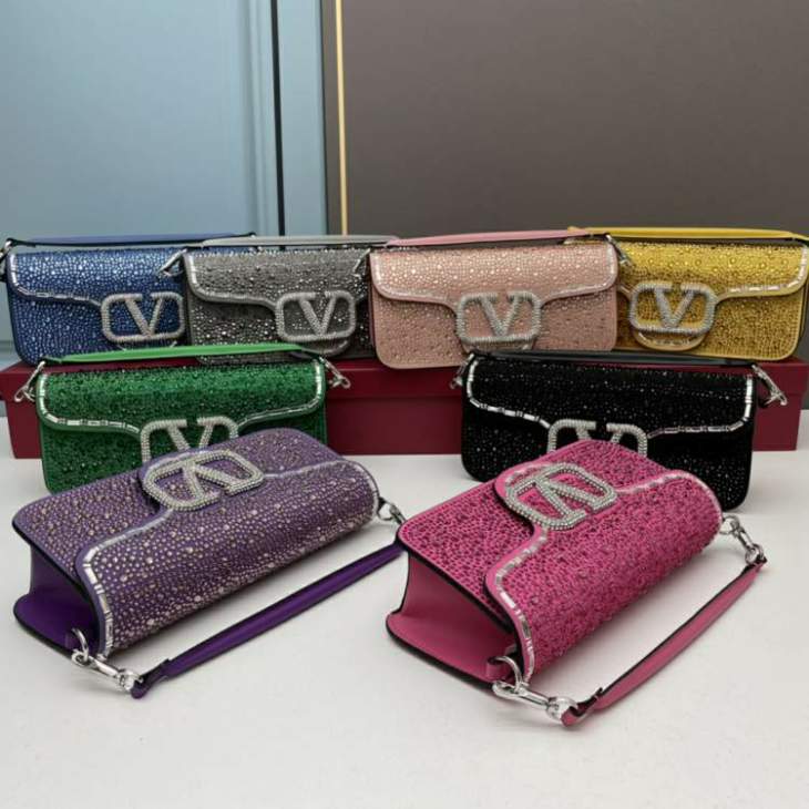 Picture of Valentino Handbags _SKUfw140901661fw